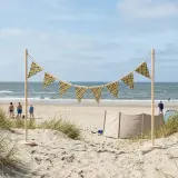 Bloom Bunting, 3 m set up on the beach