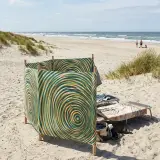 Ripple Windbreak, 3 Poles set up on the beach